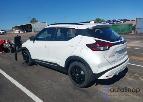 2024 Nissan Kicks Sr Xtronic Cvt z USA, uszkodzony, nr VIN 3N1CP5DV1RL552279